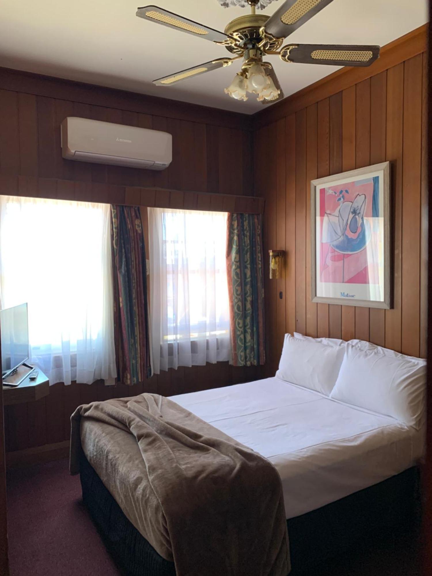 Moruya Monarch Hotel Εξωτερικό φωτογραφία