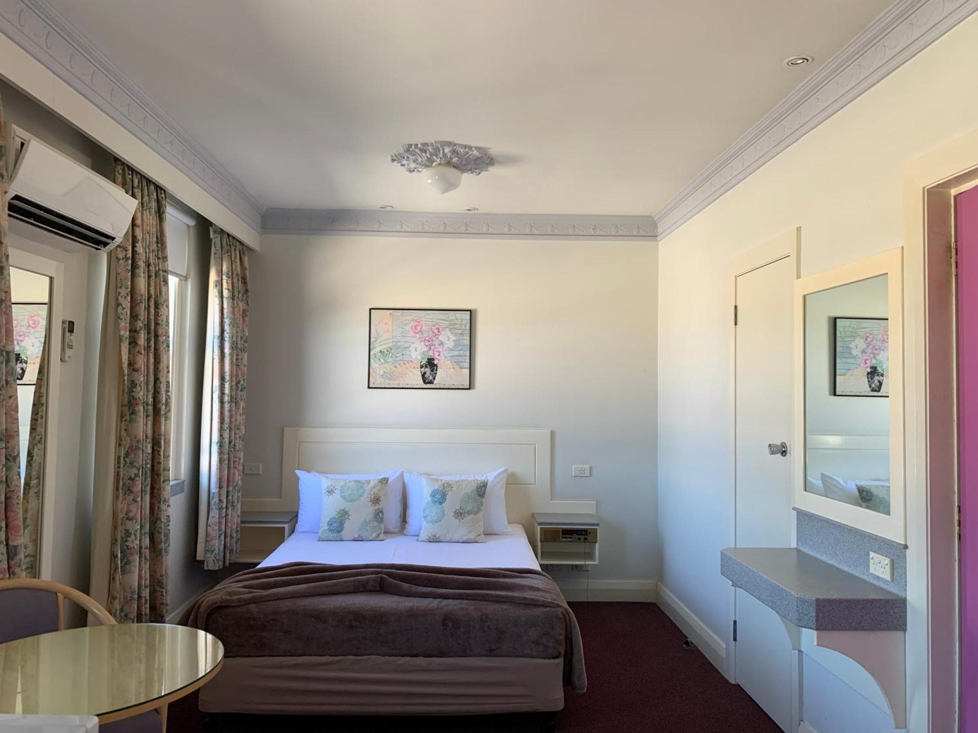Moruya Monarch Hotel Εξωτερικό φωτογραφία
